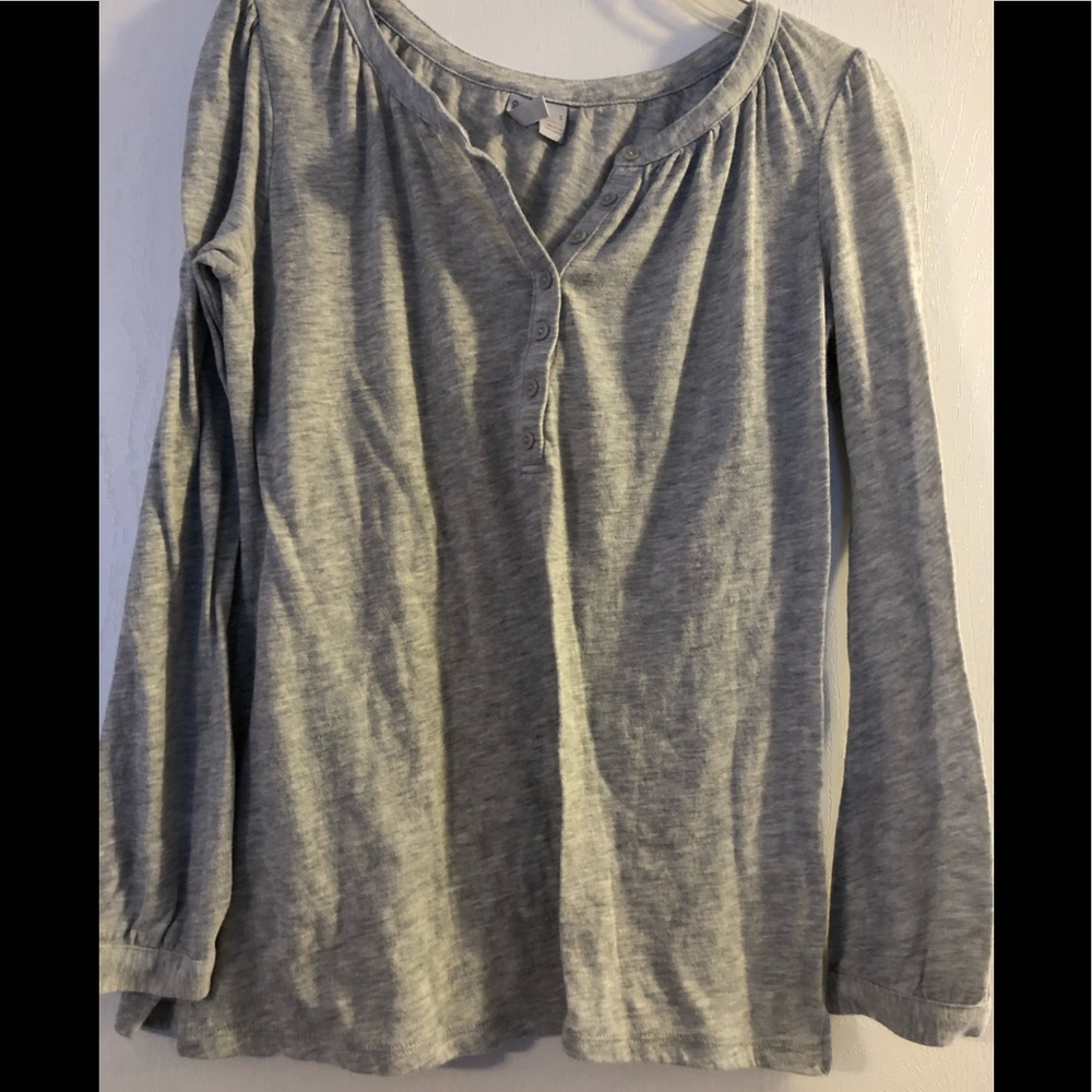 Old Navy long sleeve shirt